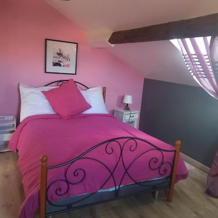 Chambre Pinky Elisabeth Proche Paris Apartment Stains Exterior photo